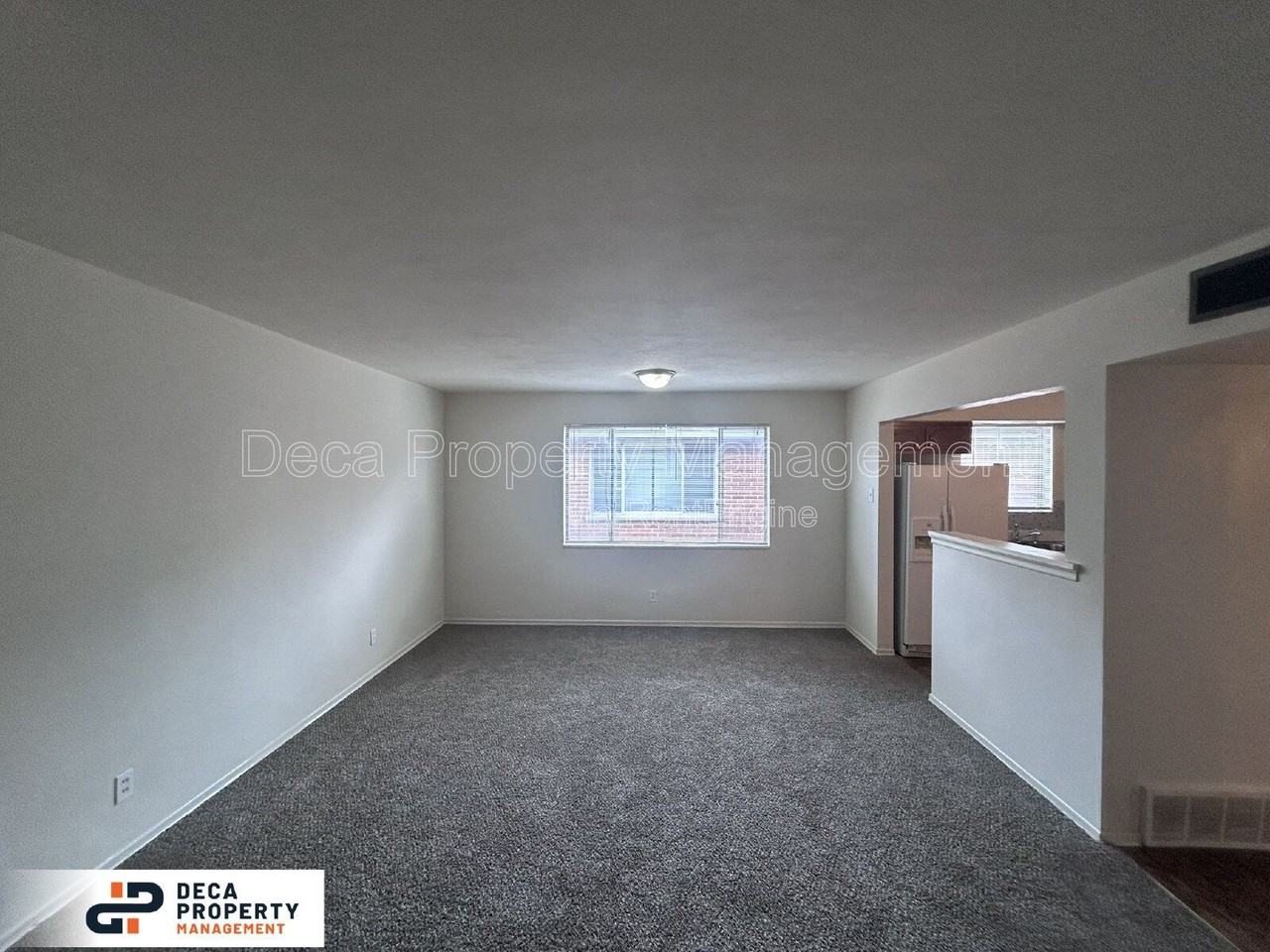 315 Sigsbee Ave #E - Photo 2 of 12