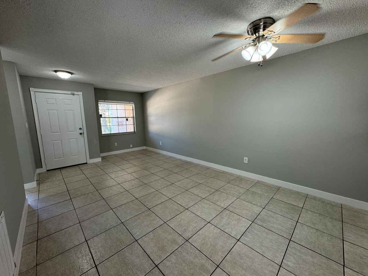 1357 Sophie Blvd - Photo 3 of 19