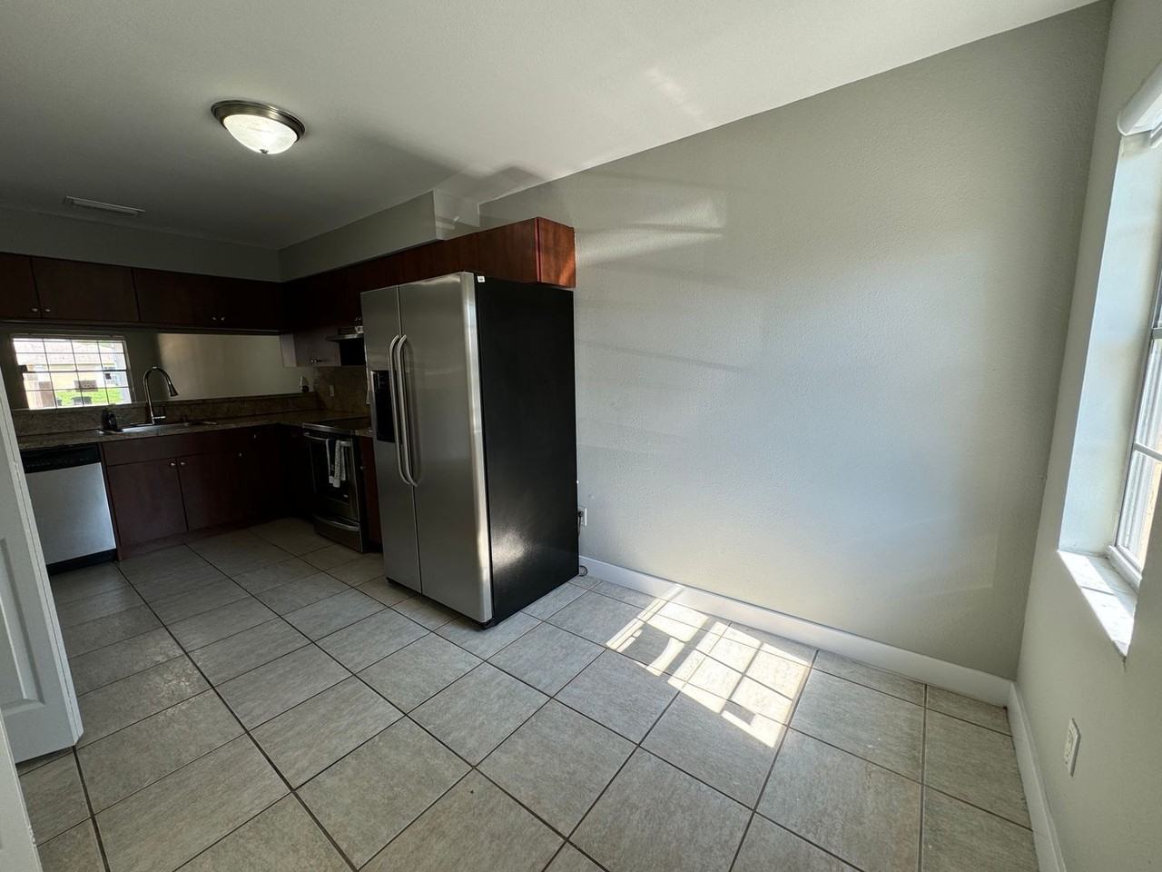 1357 Sophie Blvd - Photo 6 of 19