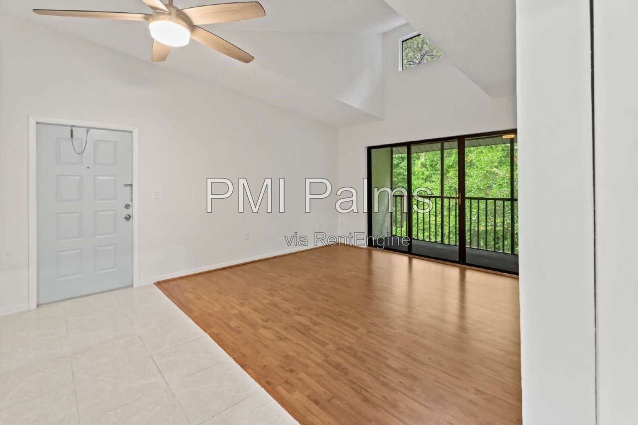 1236 Pine Ridge Cir W #G3 - Photo 7 of 26