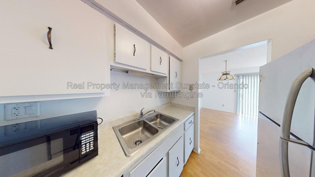 3035 George Mason Ave #C - Photo 4 of 25