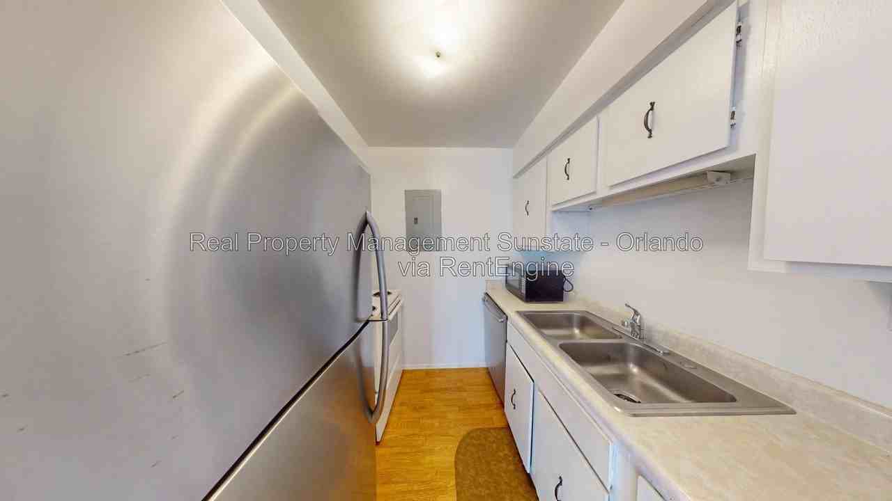 3035 George Mason Ave #C - Photo 5 of 25