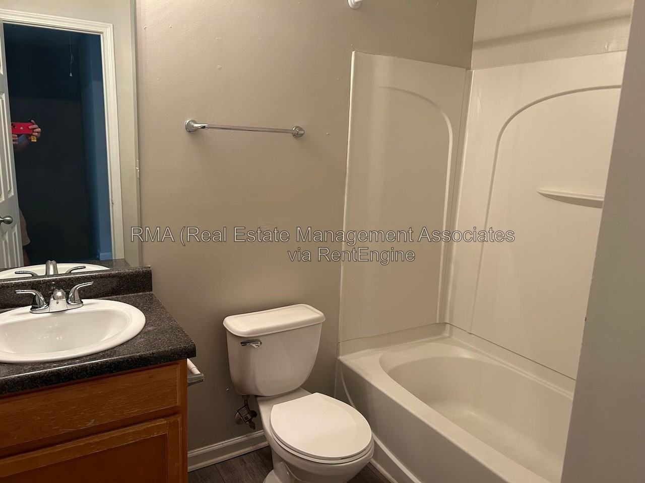 1749 Carrington Dr - Photo 7 of 10