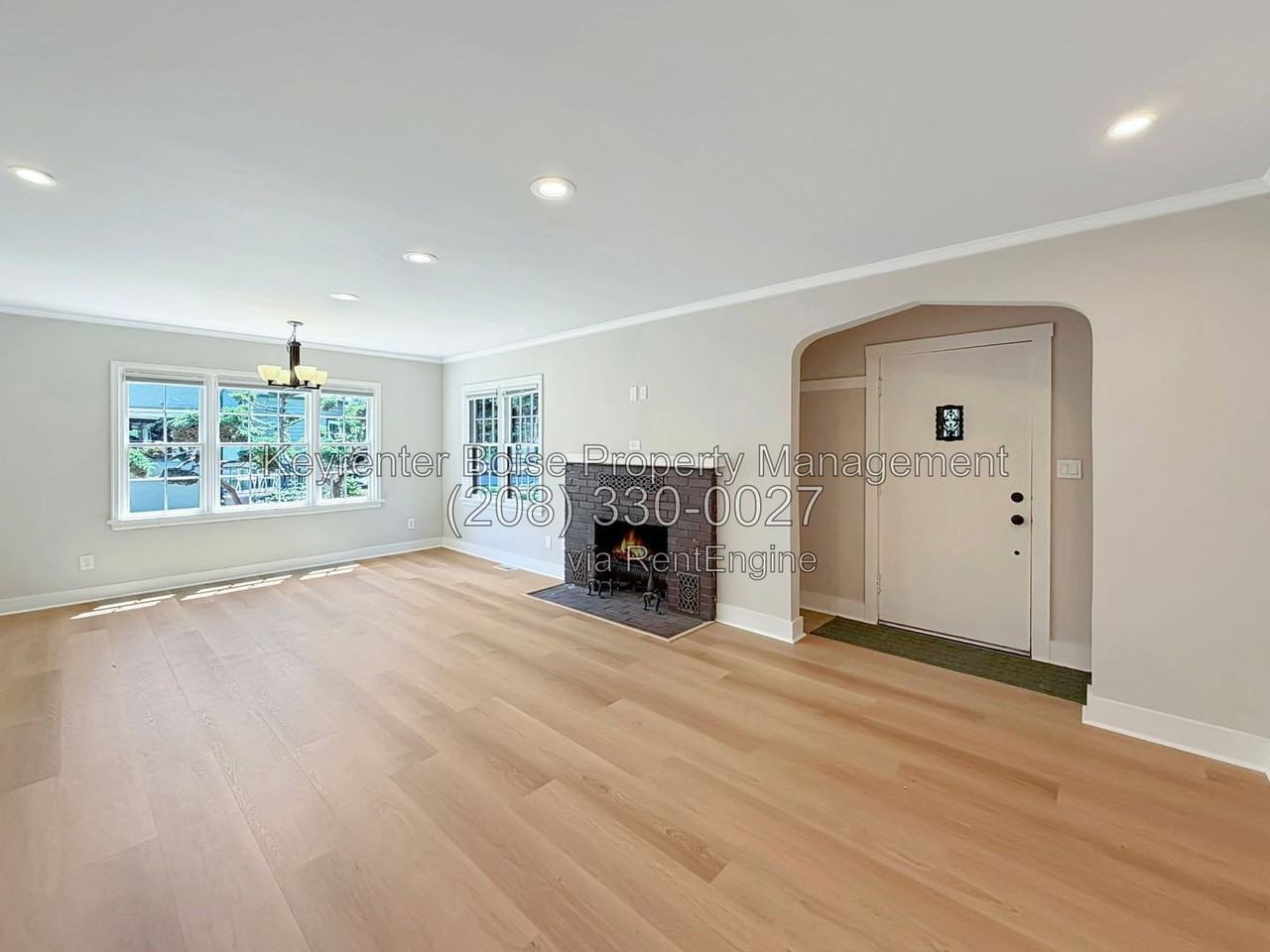 2208 W State St - Photo 5 of 23