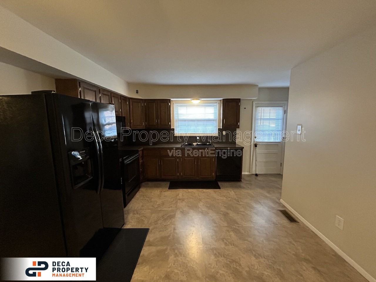 10110 Buffton Dr - Photo 4 of 13