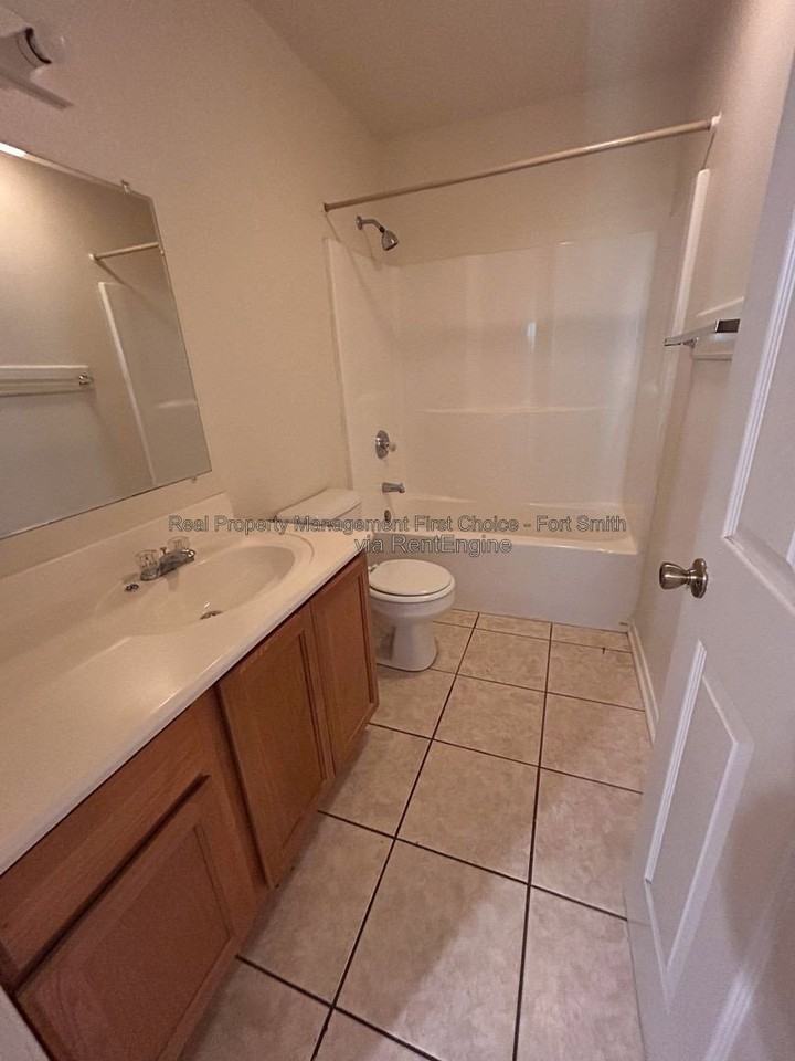 1431 Brazil Ave - Photo 7 of 13