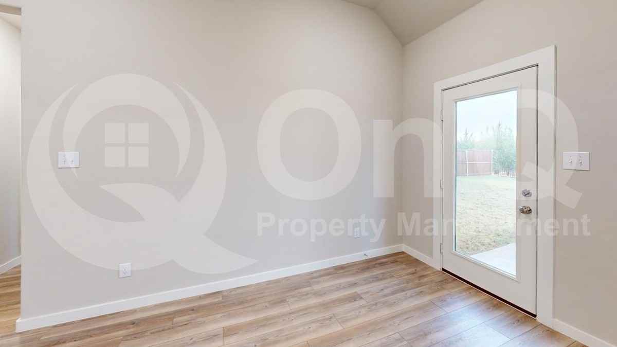 1323 Great Sand Dune St - Photo 7 of 27