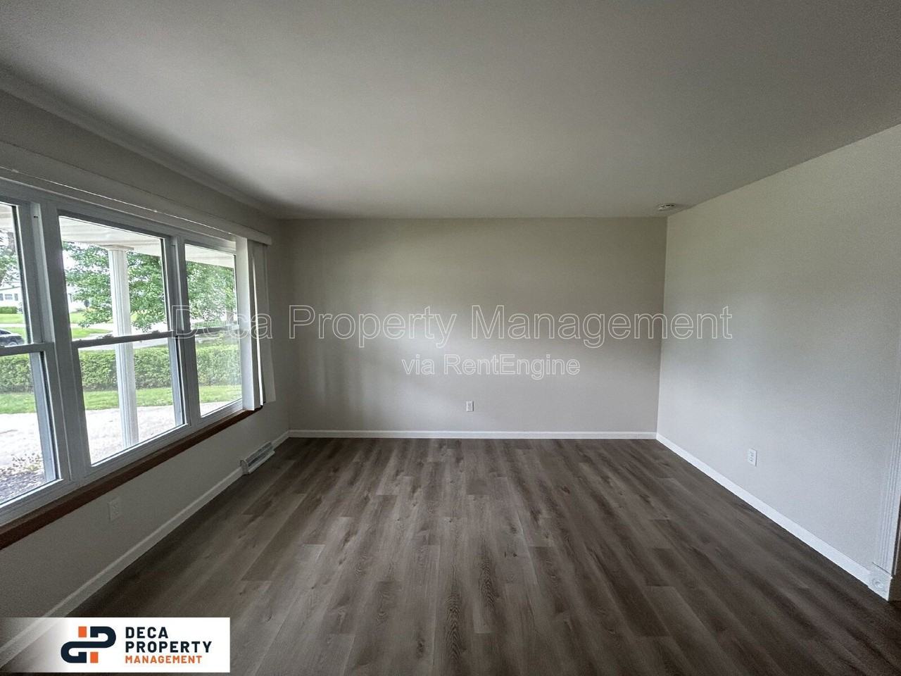410 Duchesne Ave - Photo 2 of 19