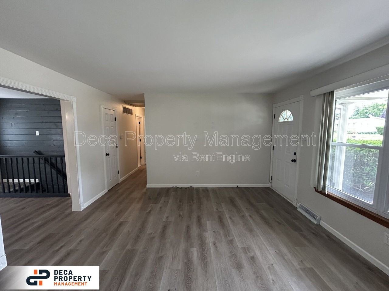 410 Duchesne Ave - Photo 3 of 19