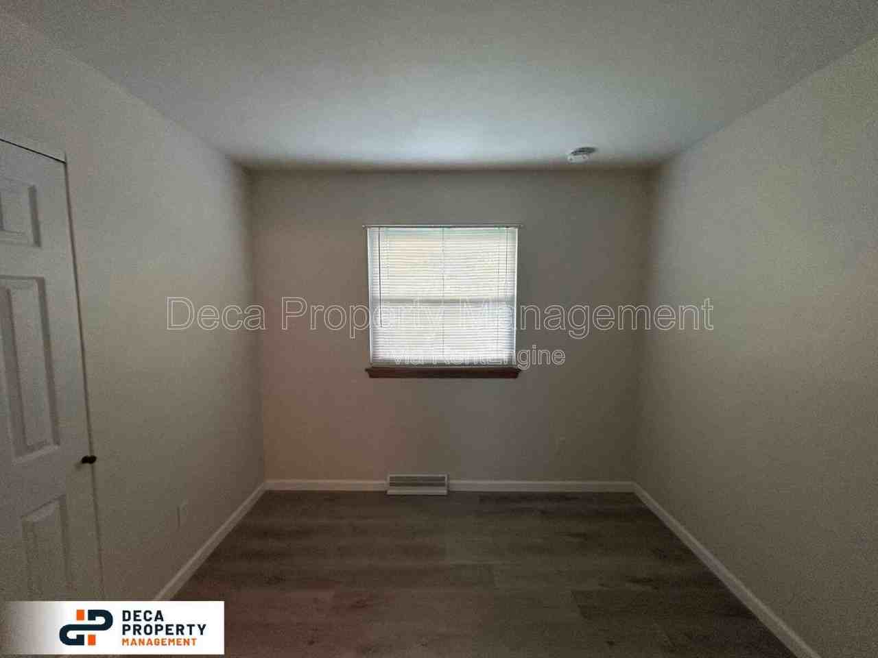410 Duchesne Ave - Photo 7 of 19