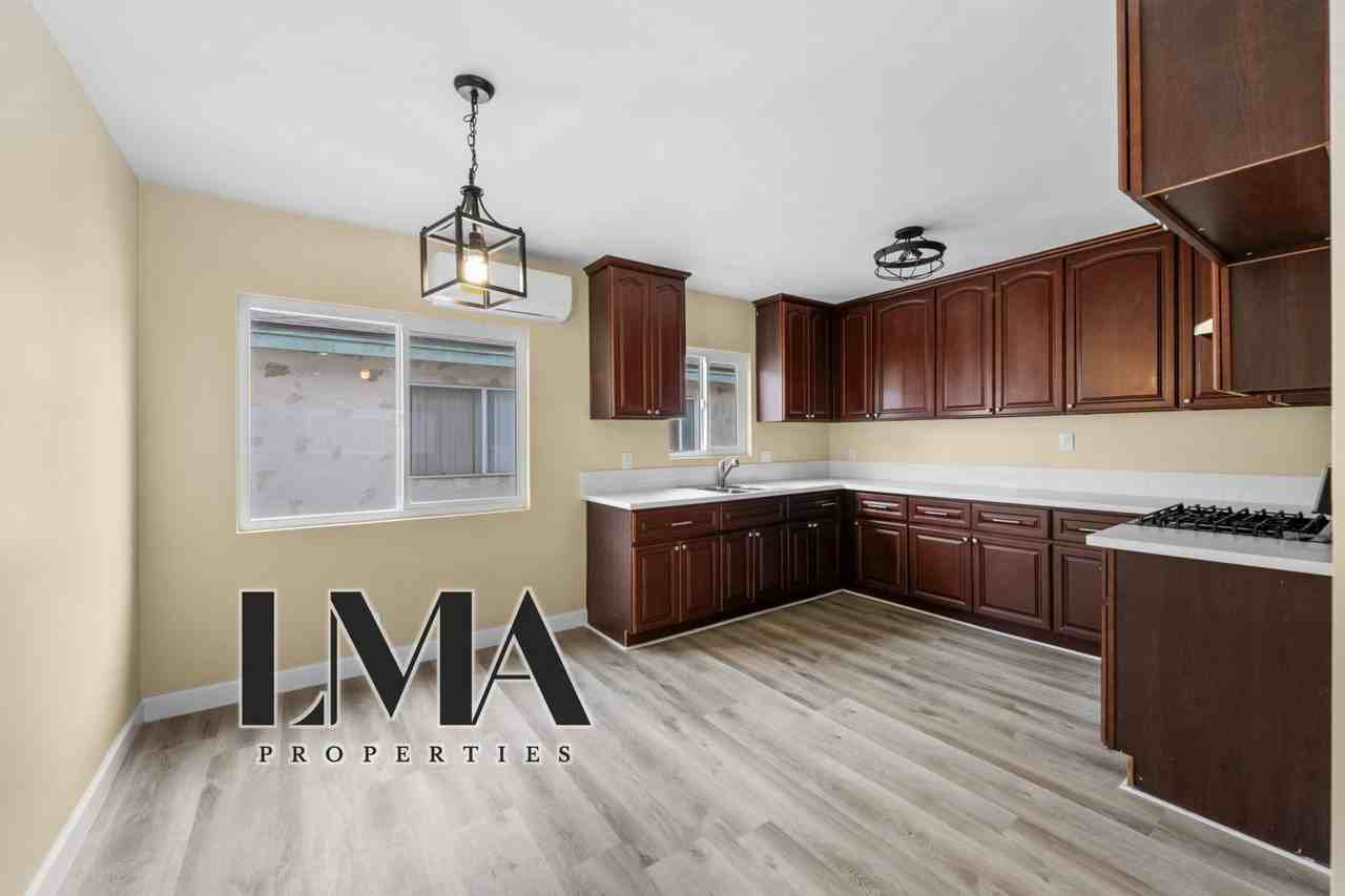 4317 W 120th St #C - Photo 4 of 19