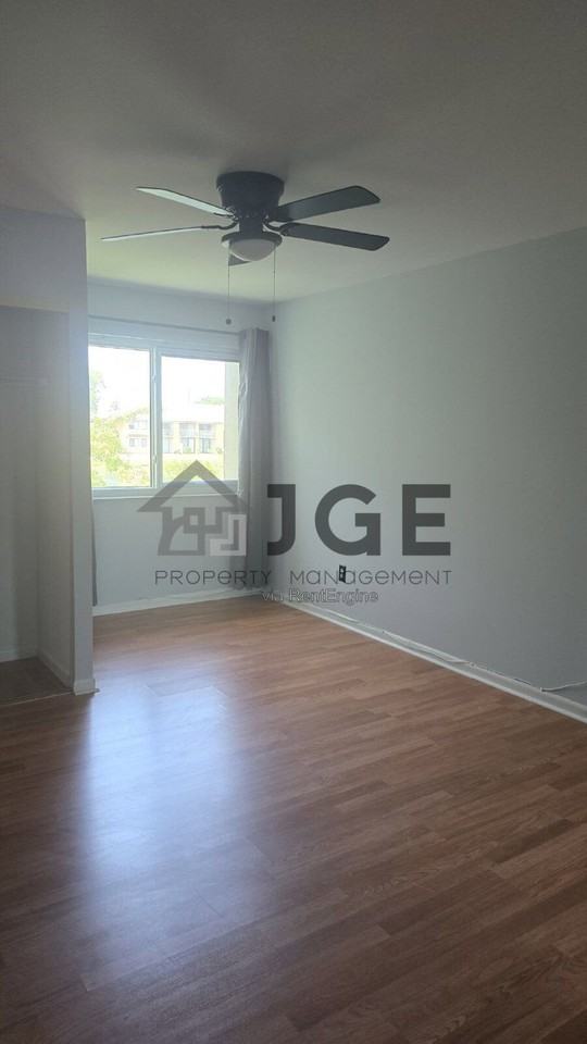 475 Nw 210th St #204 - Photo 6 of 13
