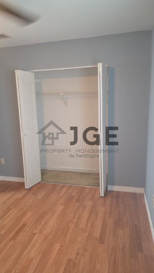 475 Nw 210th St #204 - Photo 7 of 13