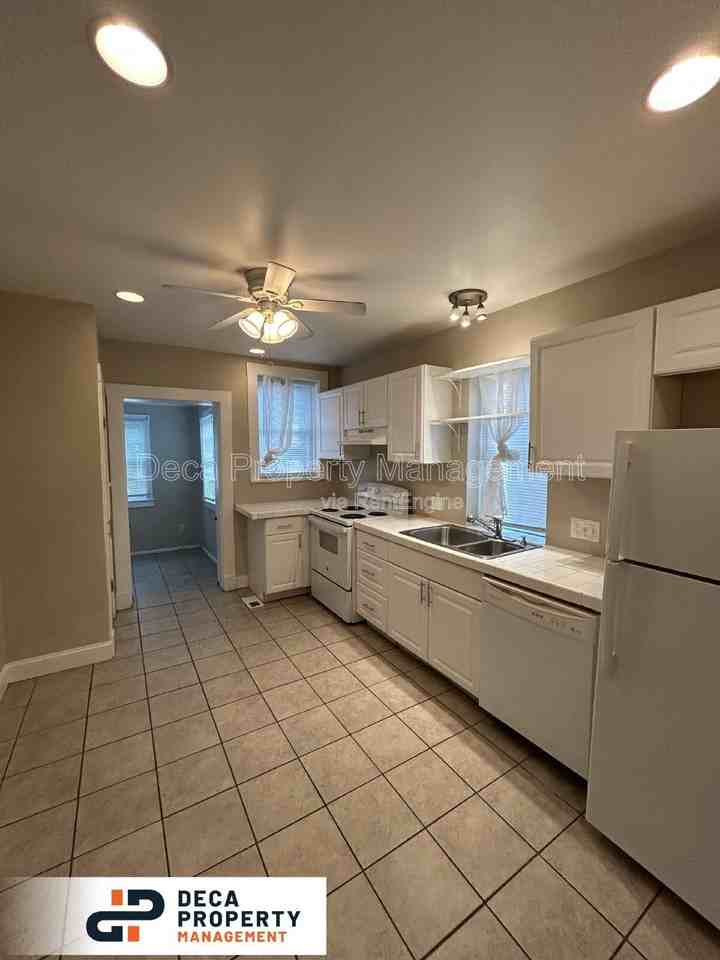 4991 Quincy St #1F - Photo 4 of 14