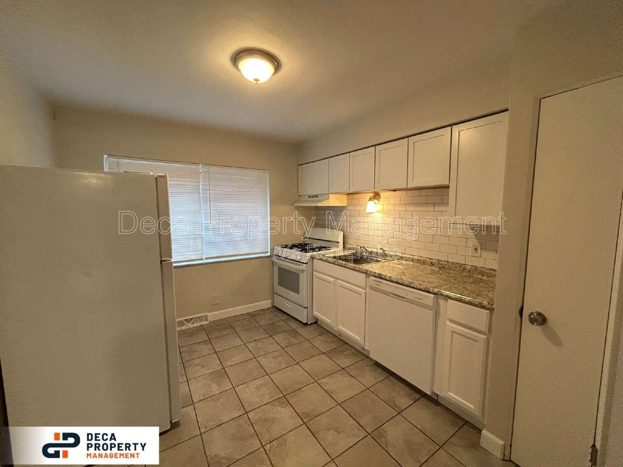440 Eichelberger St #A - Photo 4 of 11