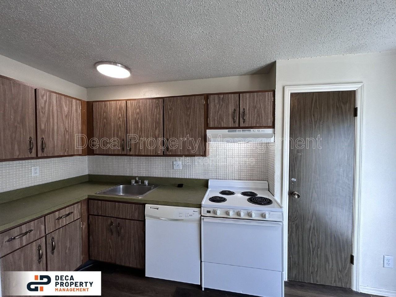 10048 Squire Meadows Dr #5 - Photo 5 of 15