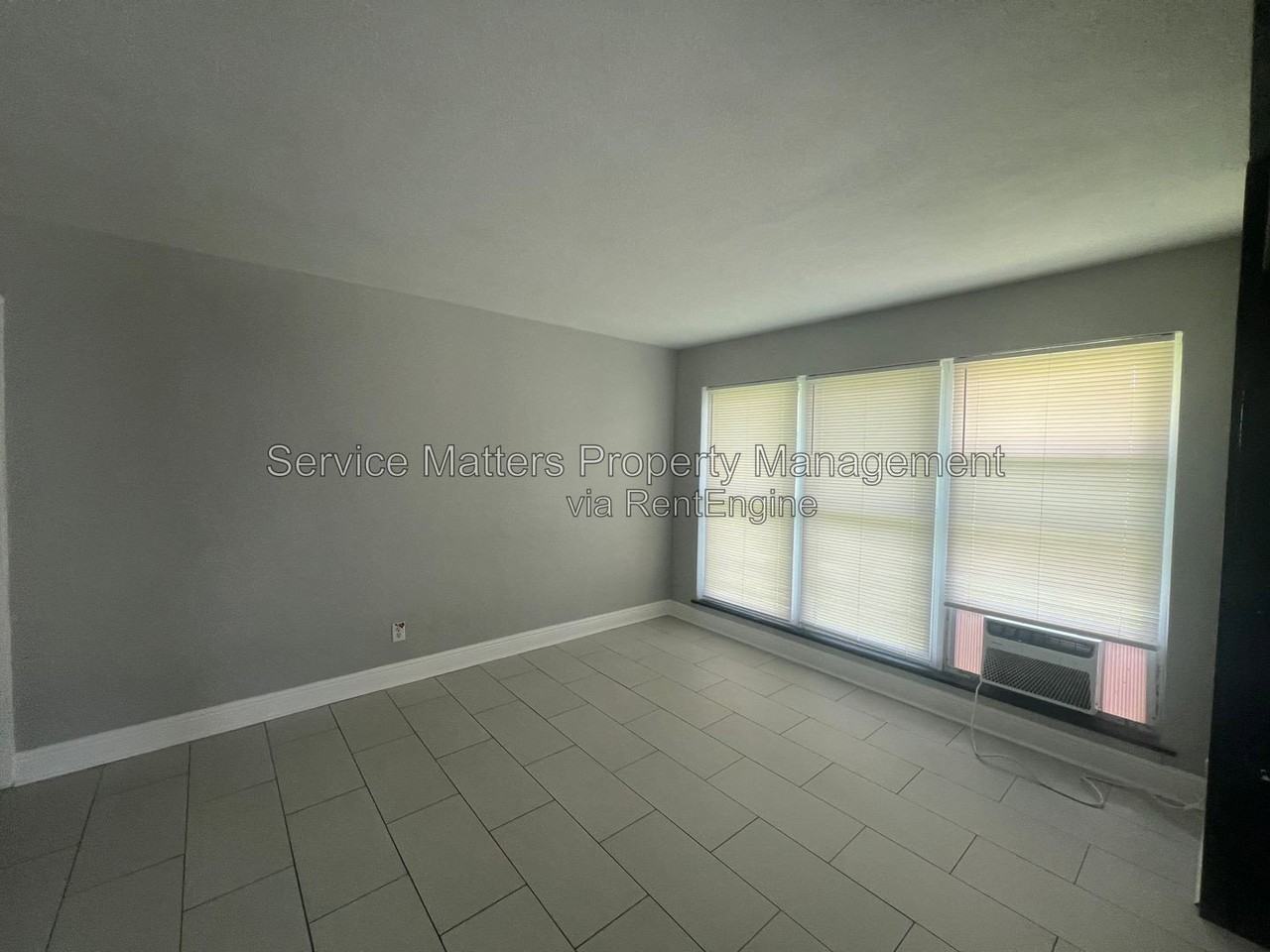 4819 State St - Photo 5 of 33