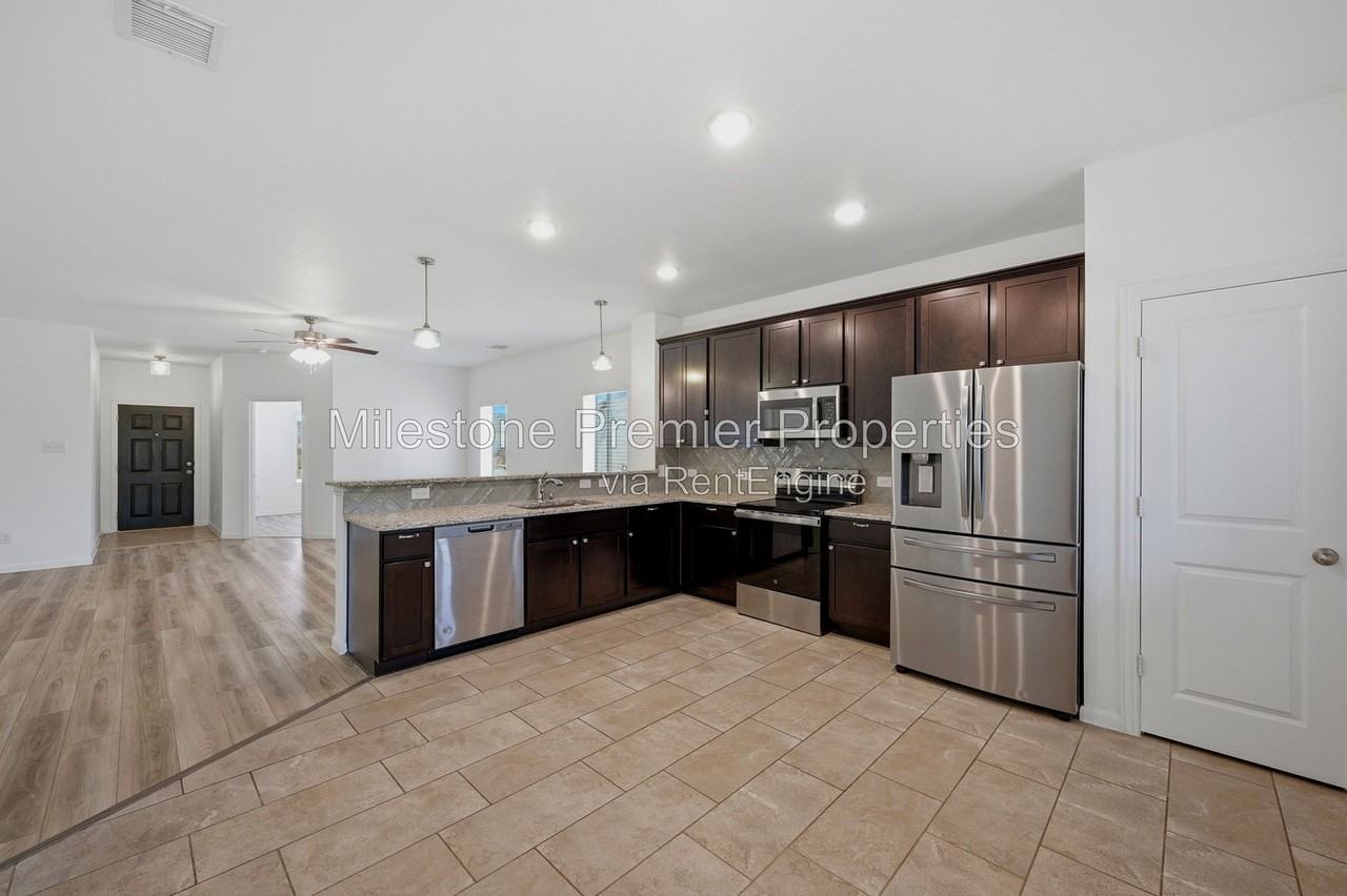 1714 Citrus Dr - Photo 7 of 24