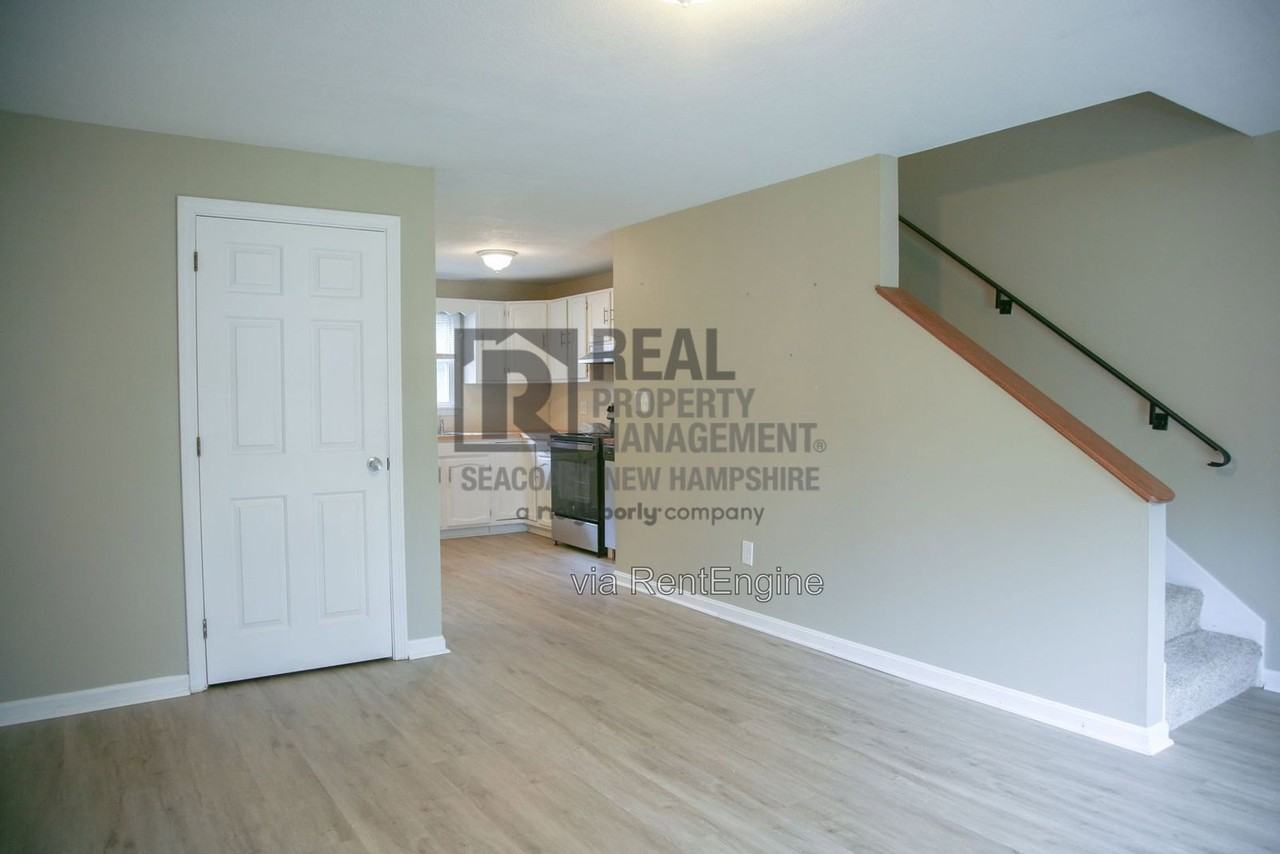 11 Hickey St #5 - Photo 4 of 17