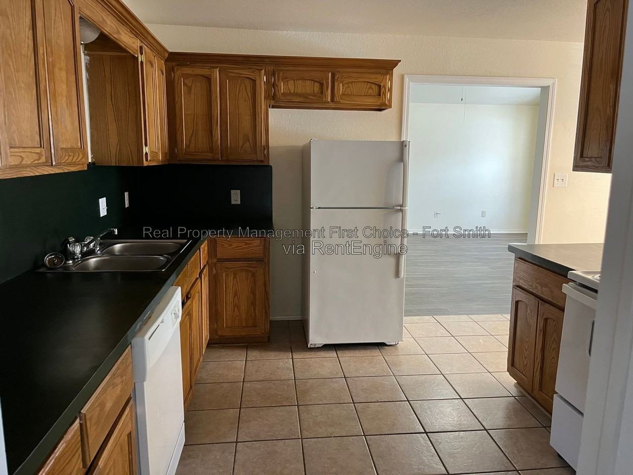 3509 Price Cir - Photo 6 of 29