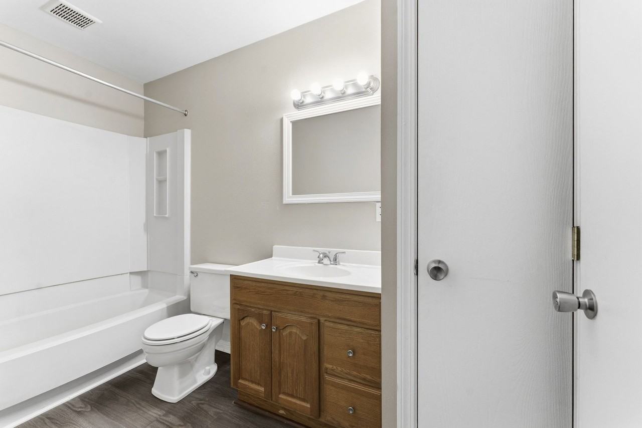 5943 Walnut Cir #E07 - Photo 4 of 13