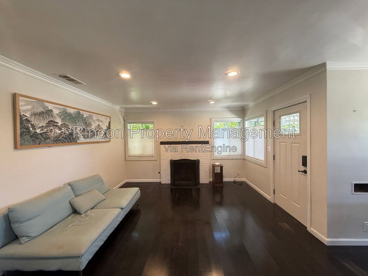 238 Douglas Ave - Photo 3 of 18