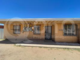 featured image of 39 W 30th St #C