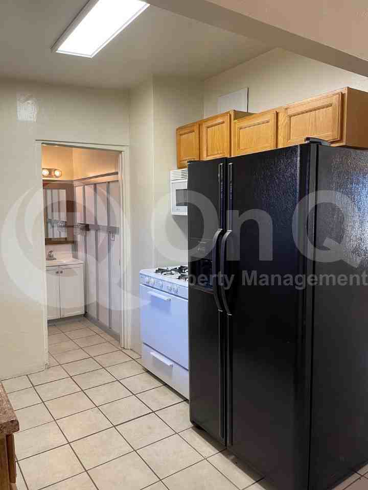 39 W 30th St #C - Photo 2 of 14
