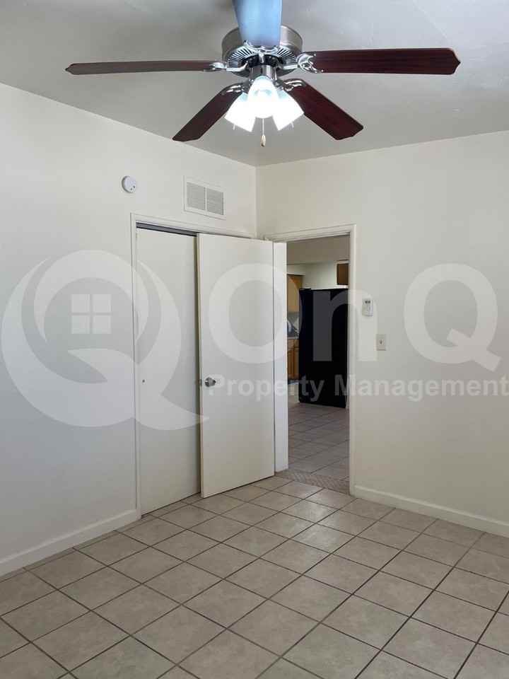 39 W 30th St #C - Photo 7 of 14