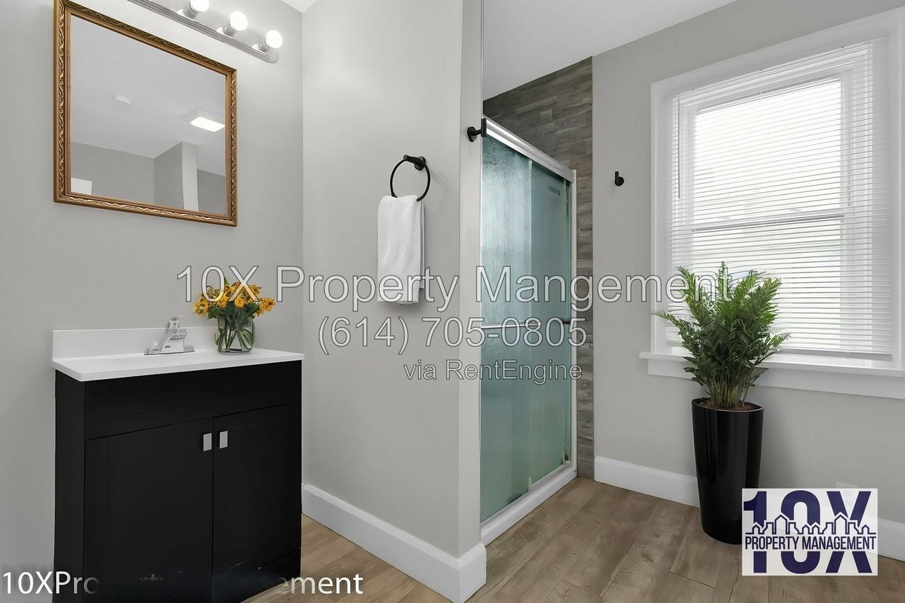 128 Benfield Ave - Photo 2 of 21