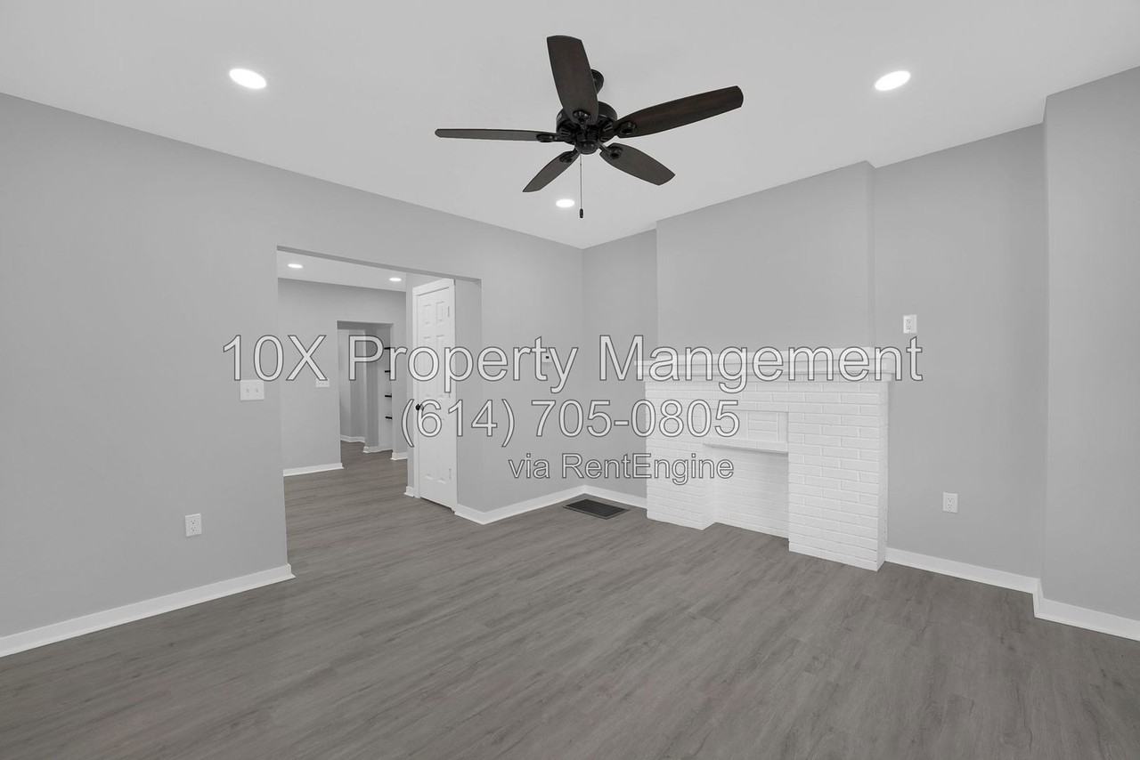 1593 Cleveland Ave - Photo 5 of 33