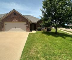 featured image of 4052 Stonebridge Dr