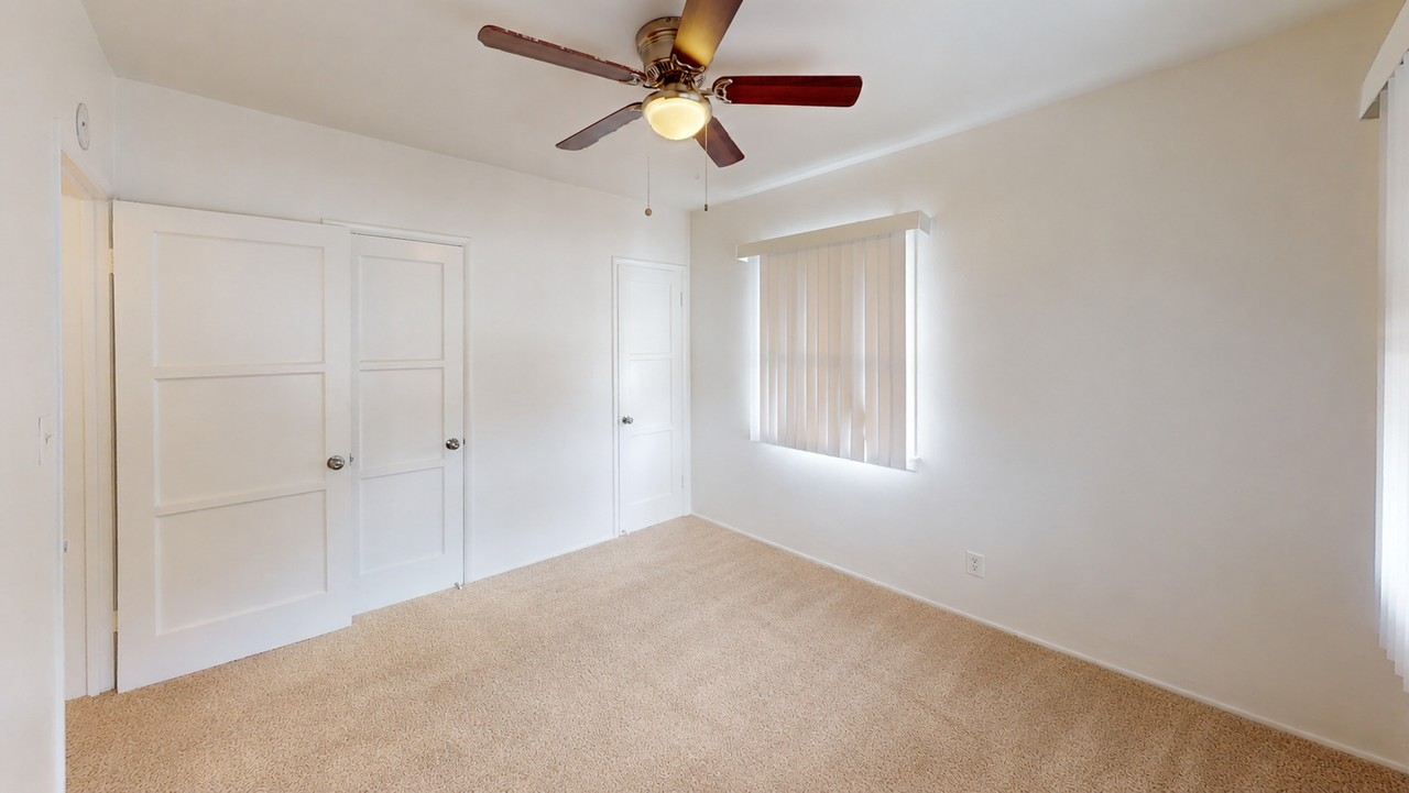 Lovely 2 bedroom 1 bath apt. in South Pasadena! - Photo 5 of 10