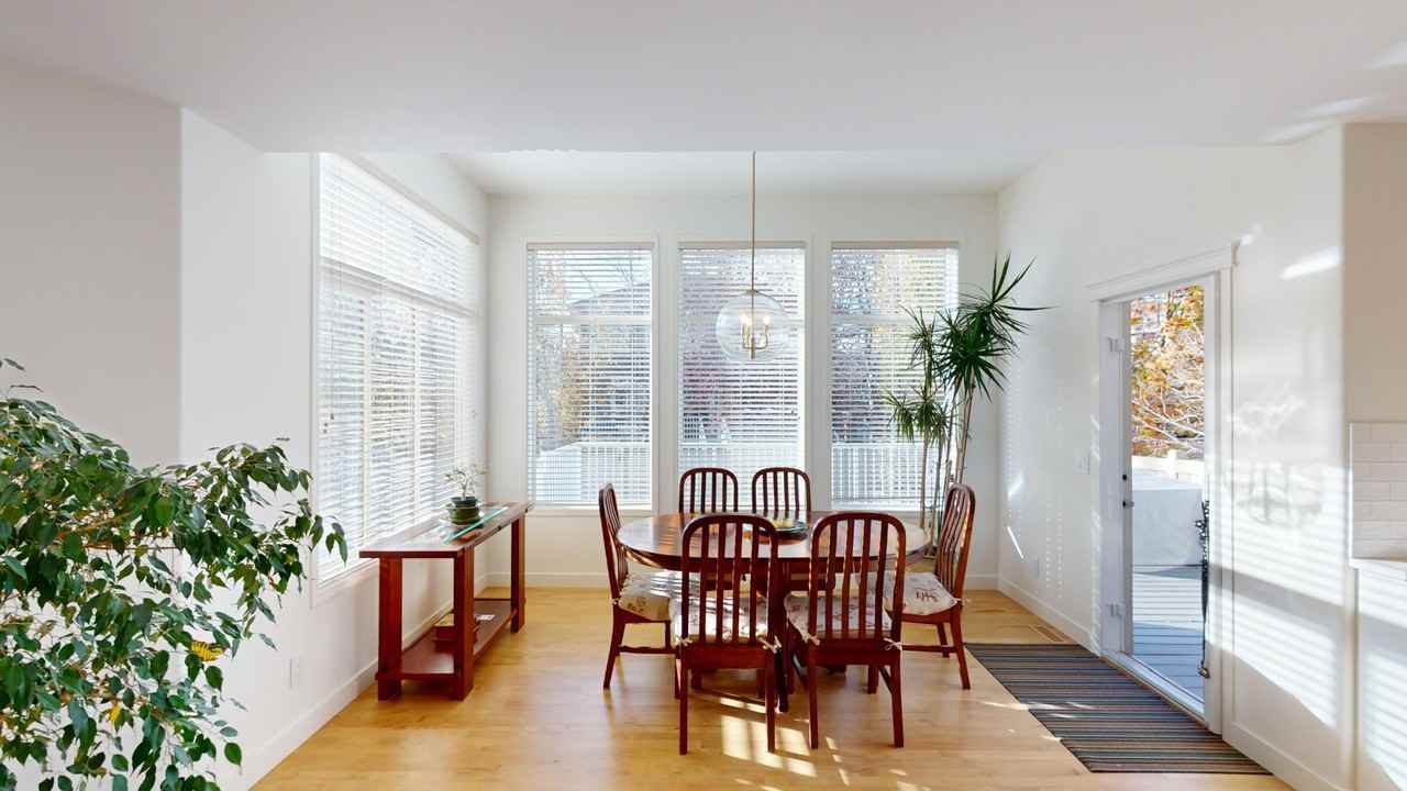 23 Chapala Close Se - Photo 2 of 50
