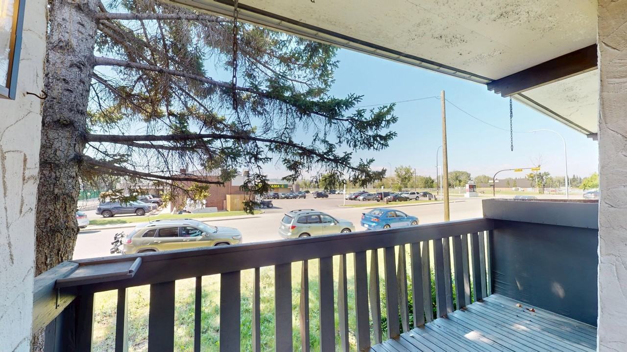 12 Silver Springs Dr Nw - Upper - Photo 5 of 15