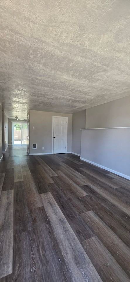 481-Satter Dr - Photo 2 of 18