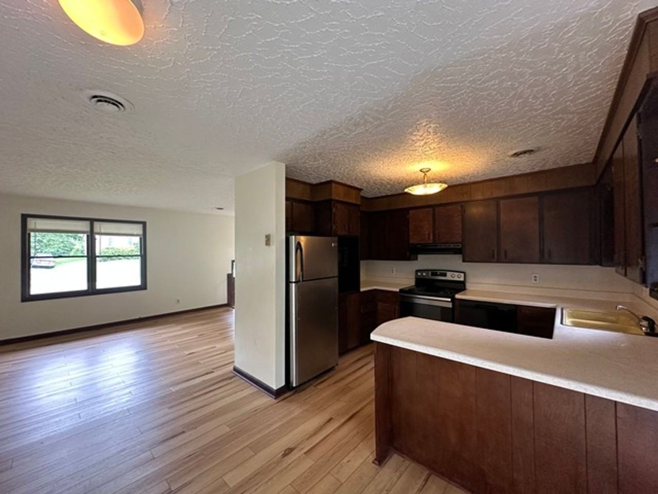 706 Mcbryde Dr - Photo 6 of 13