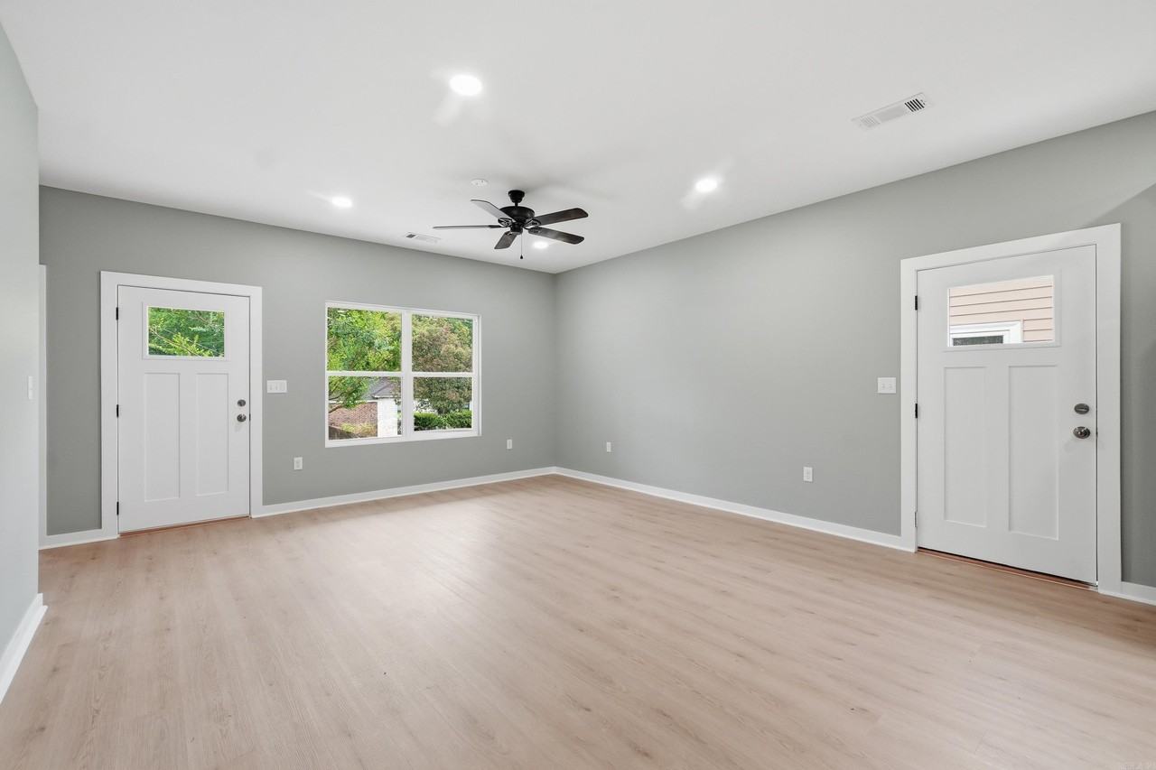 717 Burton St #NA - Photo 5 of 22