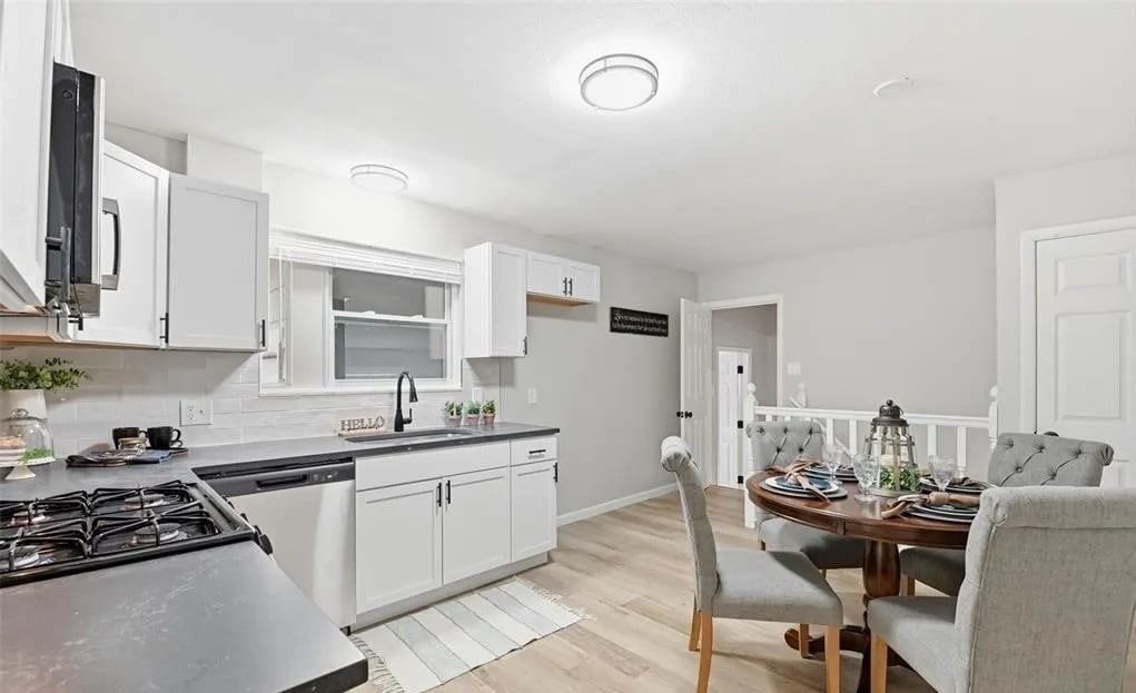 848 Cordova St #NA - Photo 6 of 9