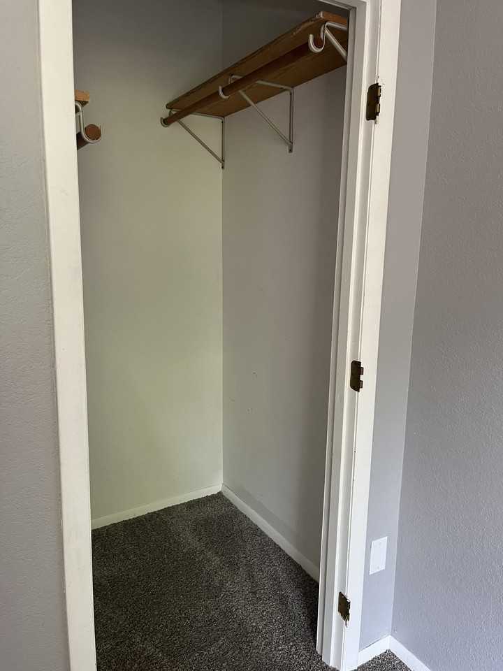 521 E F St #NA - Photo 3 of 15