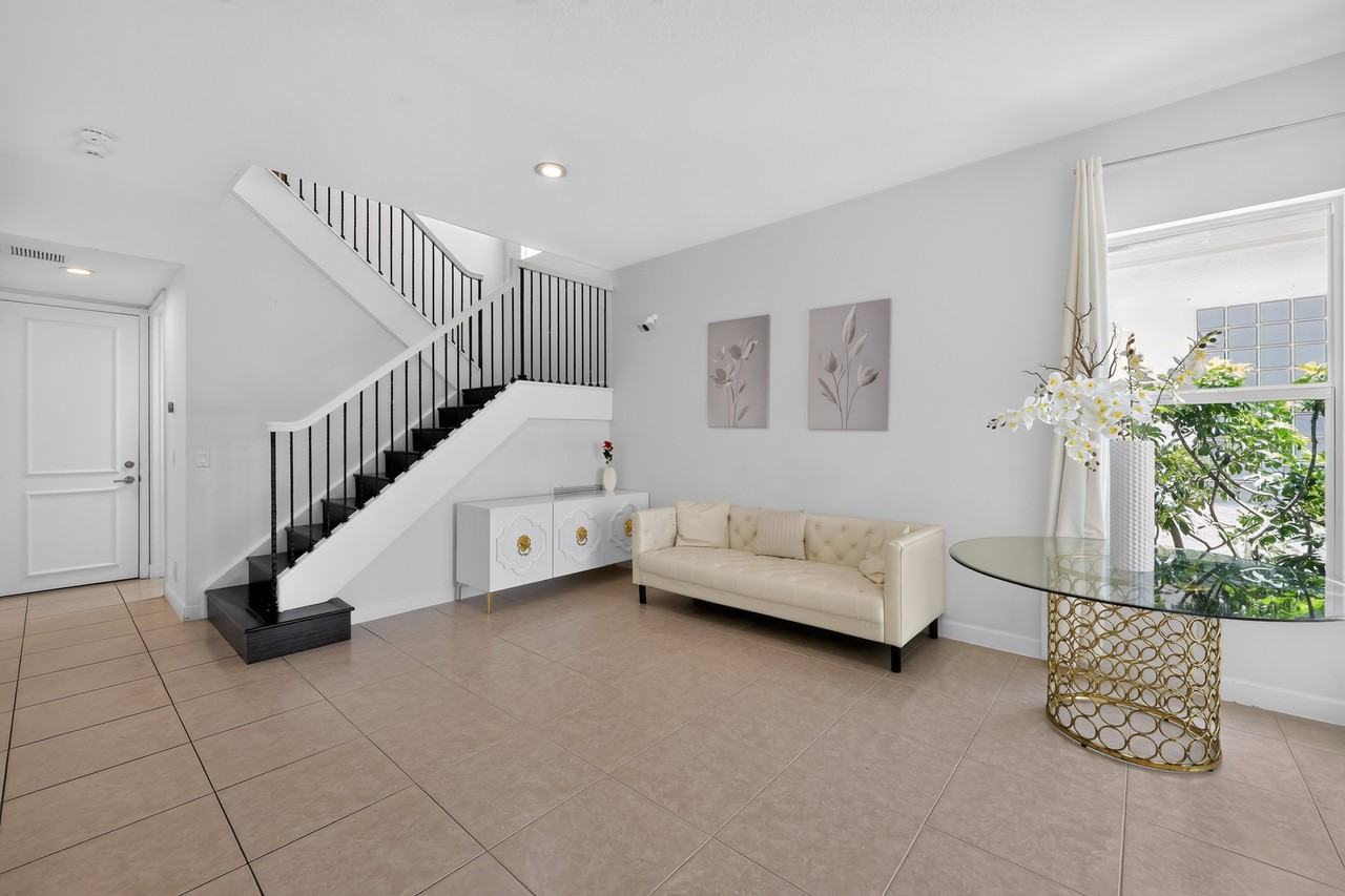 143 Isle Verde Way #NA - Photo 7 of 35