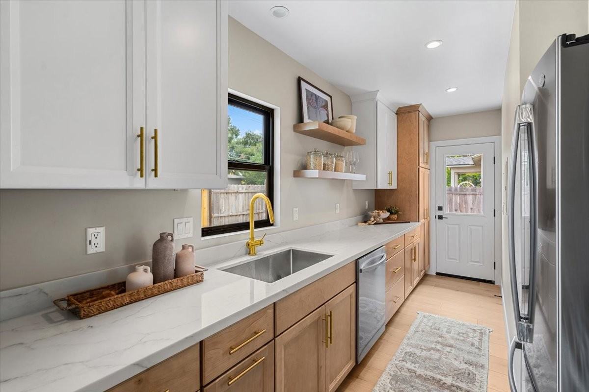 206 Olive St #NA - Photo 4 of 14
