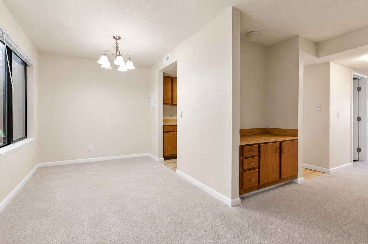 14331 124th Ave Ne #C33 - Photo 3 of 17