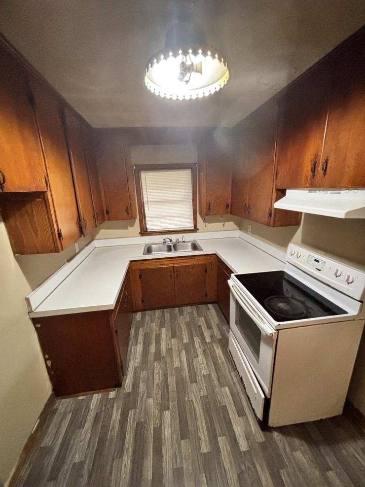 9 Waverly Dr #NA - Photo 3 of 26