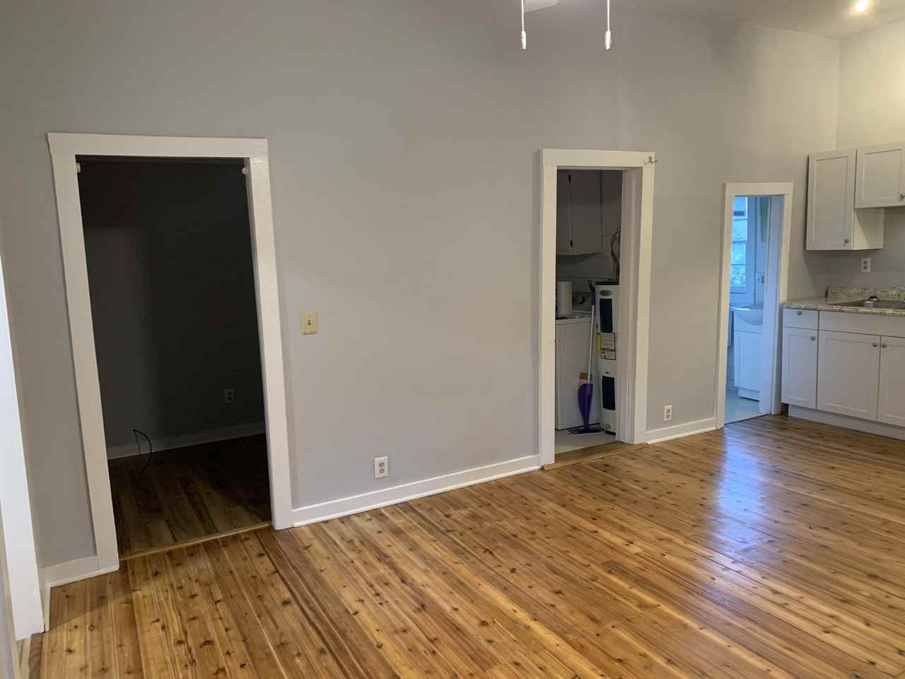 403 S 5th Ave #B - Photo 6 of 12
