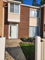 featured image of 1025 Oaklyn Ct #1025