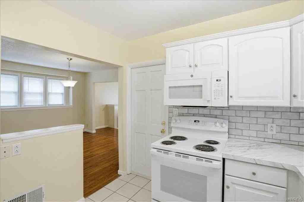 315 Crestwood Ave #FL2 - Photo 5 of 14