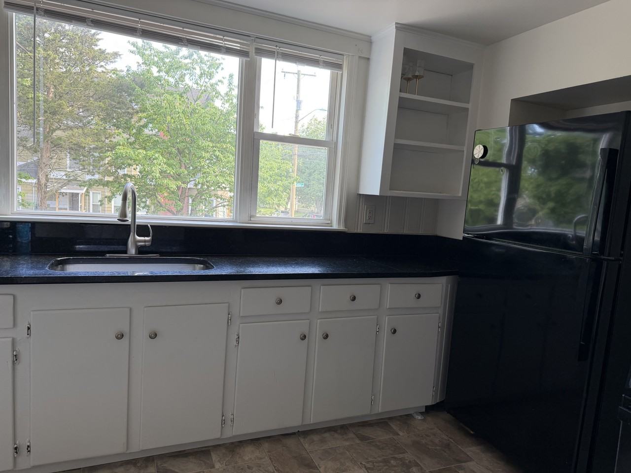 203 Hilldale Ave #1 - Photo 4 of 10