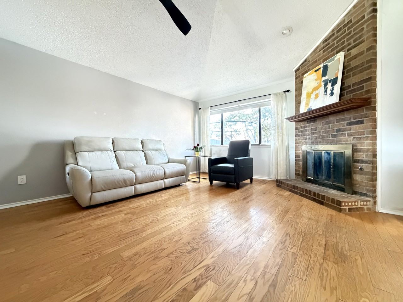 1717 Sterling Ln #NA - Photo 2 of 13