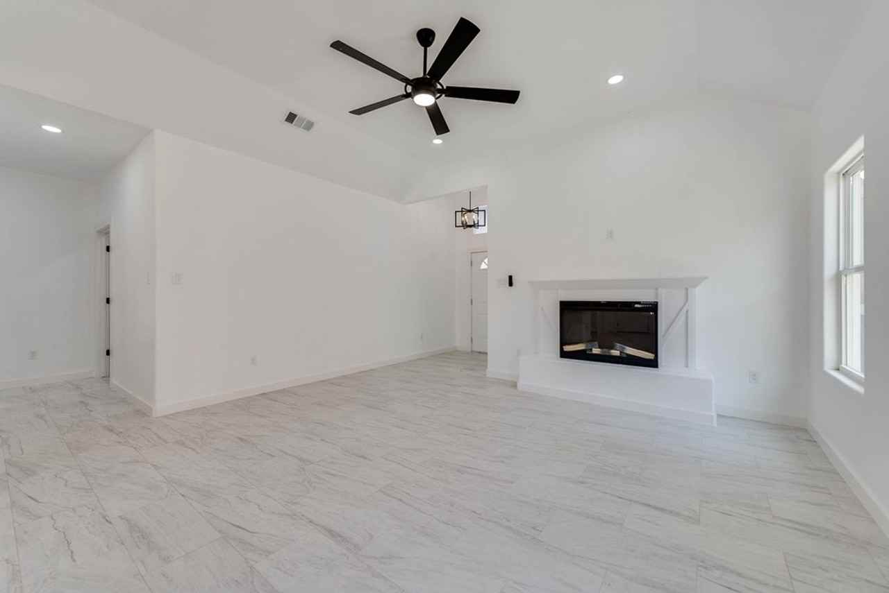 3612 El Cajon Ave - Photo 7 of 11
